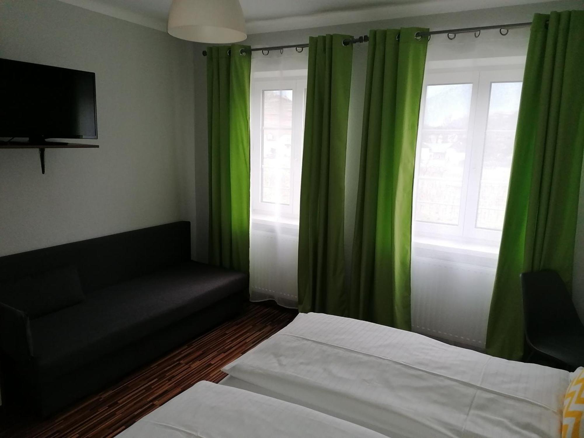 Gaestehaus Ruinenblick Bed and Breakfast Spitz an der Donau Buitenkant foto